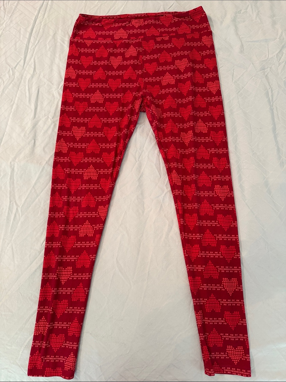 LuLaRoe Women’s Red Heart Pattern Leggings